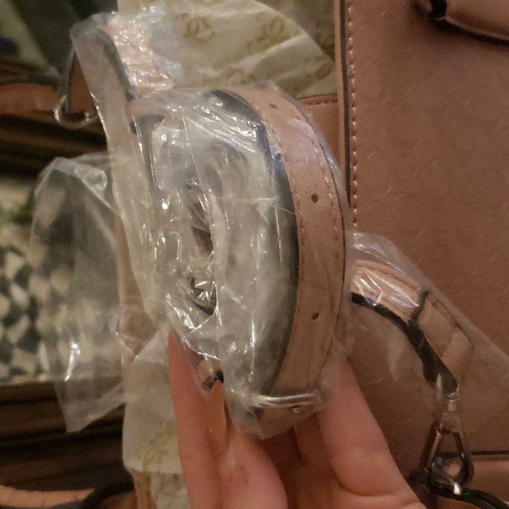 Brand new guess handbag - Picture 6 of 7